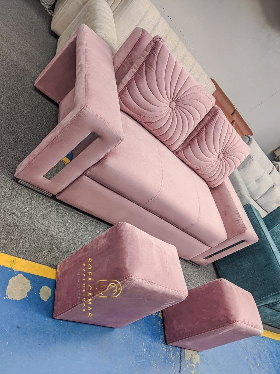 Sofá cama Luxury 2 Con Puff de Sofá Camas Exclusivos - foto 2